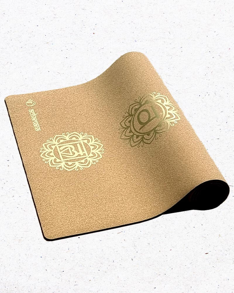 Accessoire yoga - Tapis de yoga en liège 7 chakras Or roulé | Achamana