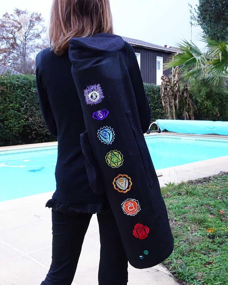 Sac tapis yoga noir coton 7 chakras brodés - yoga Lyon | Achamana