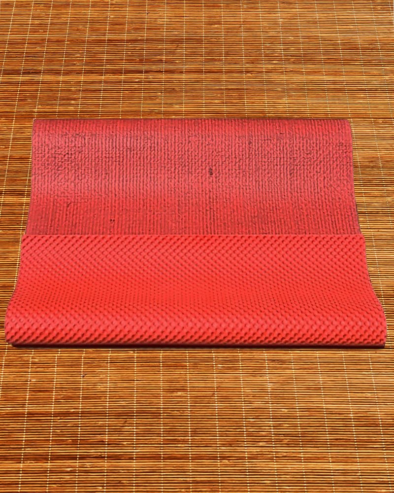 Tapis yoga latex et jute, rouge corail | Boutique yoga Lille Achamana