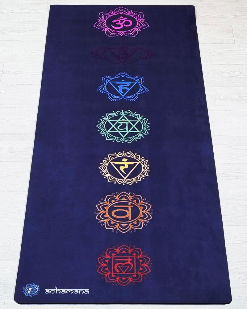 Cadeau yoga - Tapis de yoga caoutchouc naturel et microfibre - design 7 chakras | Achamana