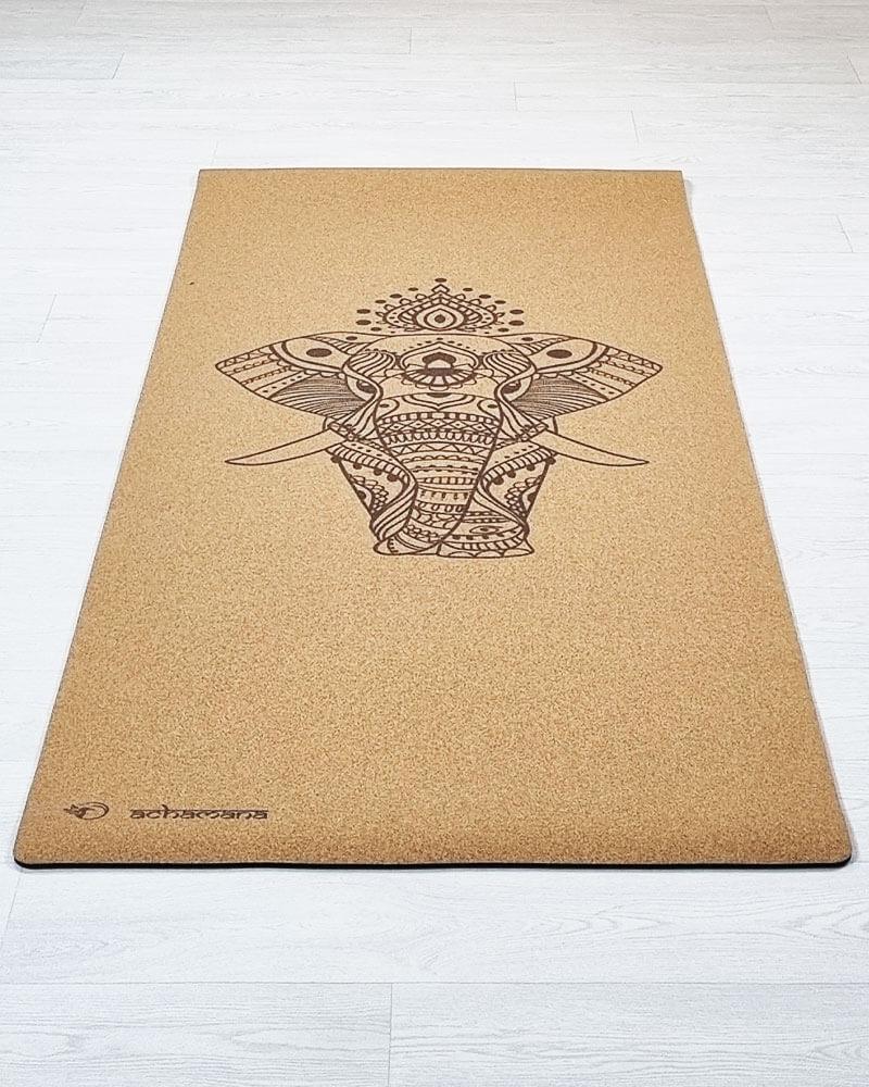 Accessoire yoga ecologique - Tapis de yoga en liège et caoutchouc - dessin éléphant | Achamana