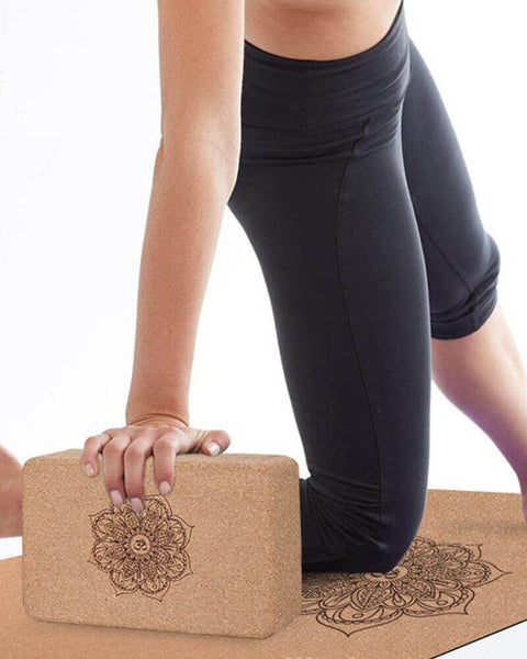 Black Natural Cork Yoga Mat with Bio Rubber Backing Alignment