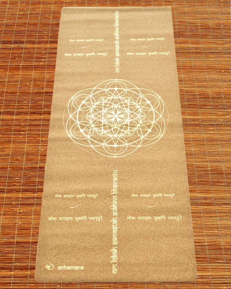 Mantra Lokah Samastah Sukhino bhavantu - Tapis de yoga de voyage liège | Achamana